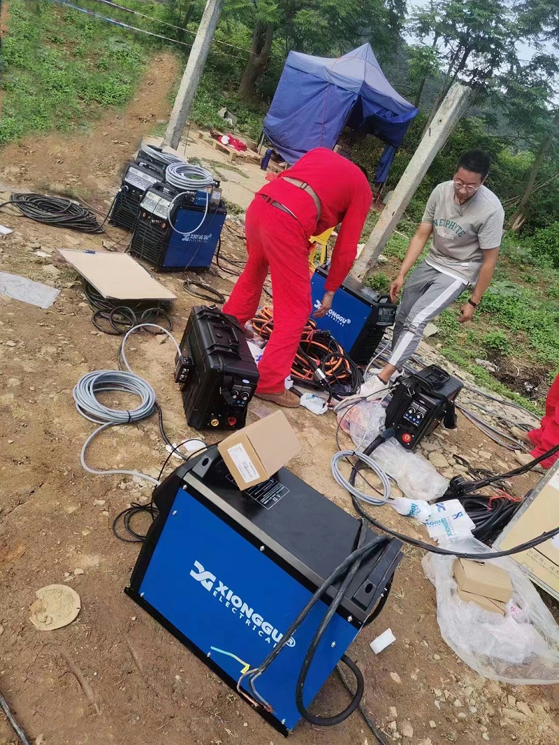 半自動氣保焊機