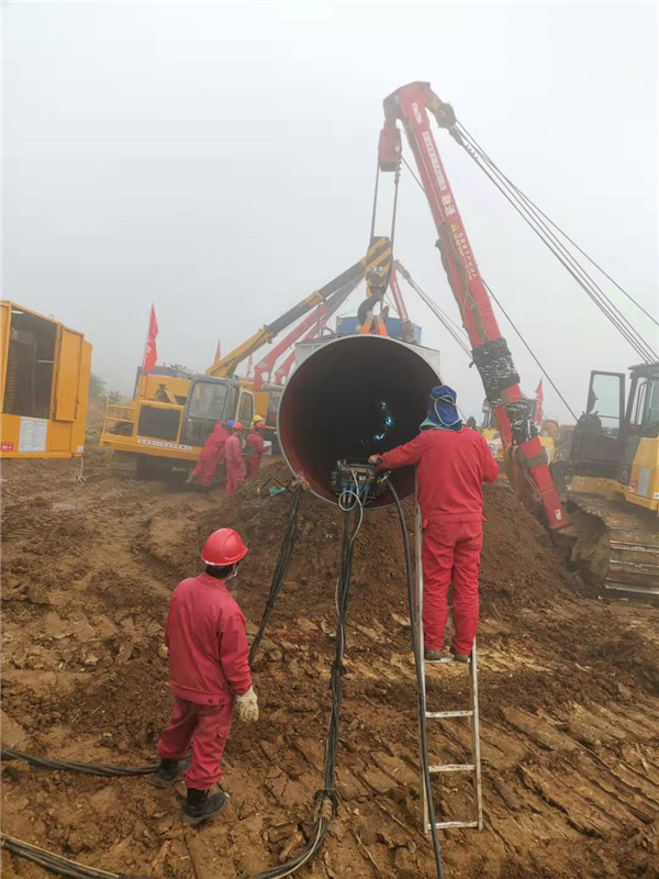 管道全自動(dòng)焊機(jī)