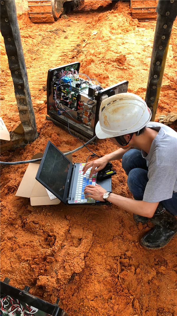 野外長輸管道半自動焊機