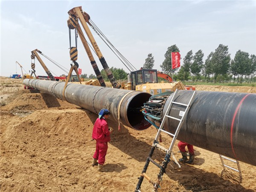 野外油氣管道自動焊機